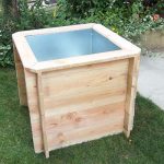 Bac à fleurs carré H.67,5 cm 75×75 en bois